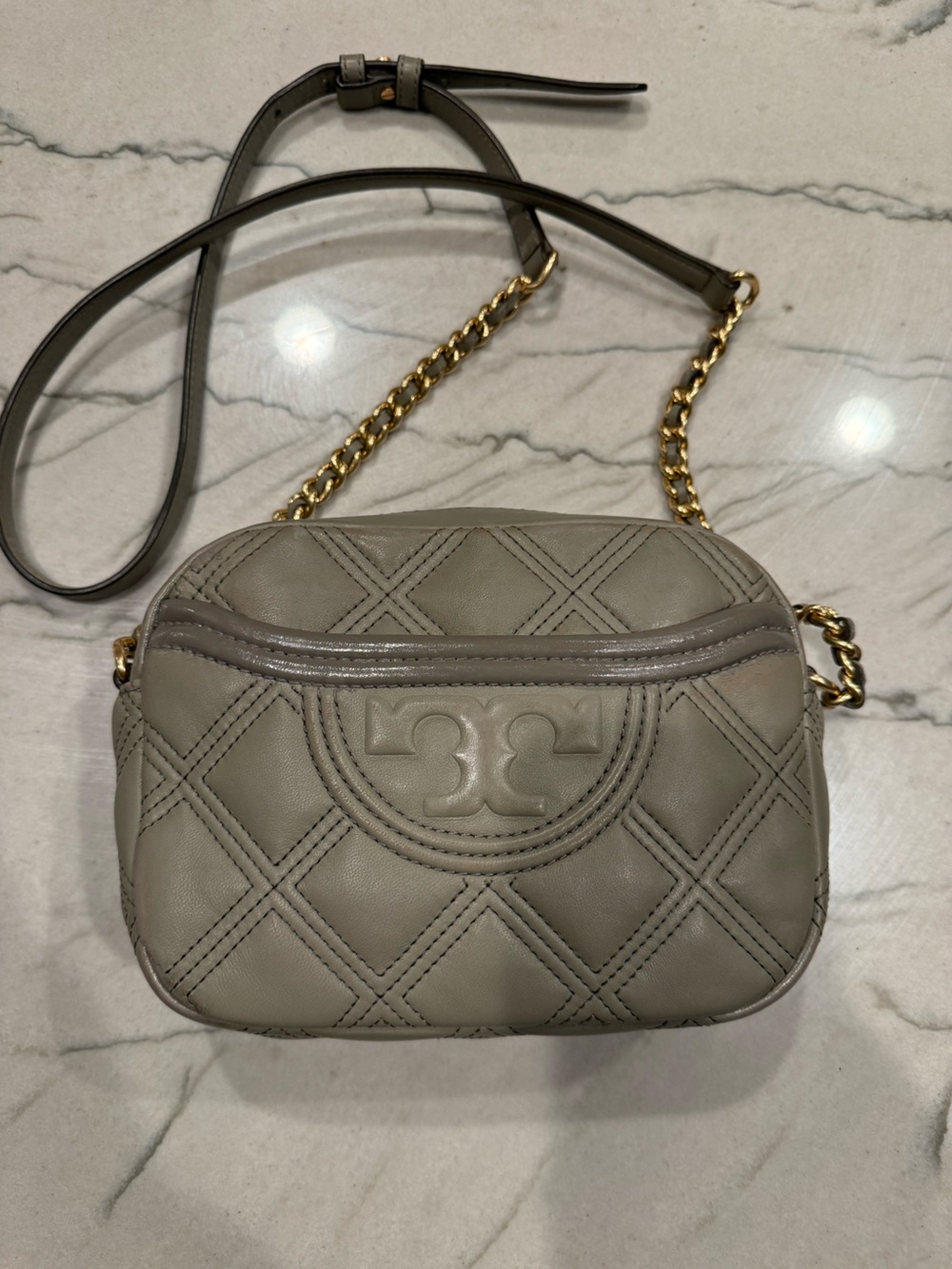 Tory Burch Fleming Quilted Leather Camera Bag Taupe Grey